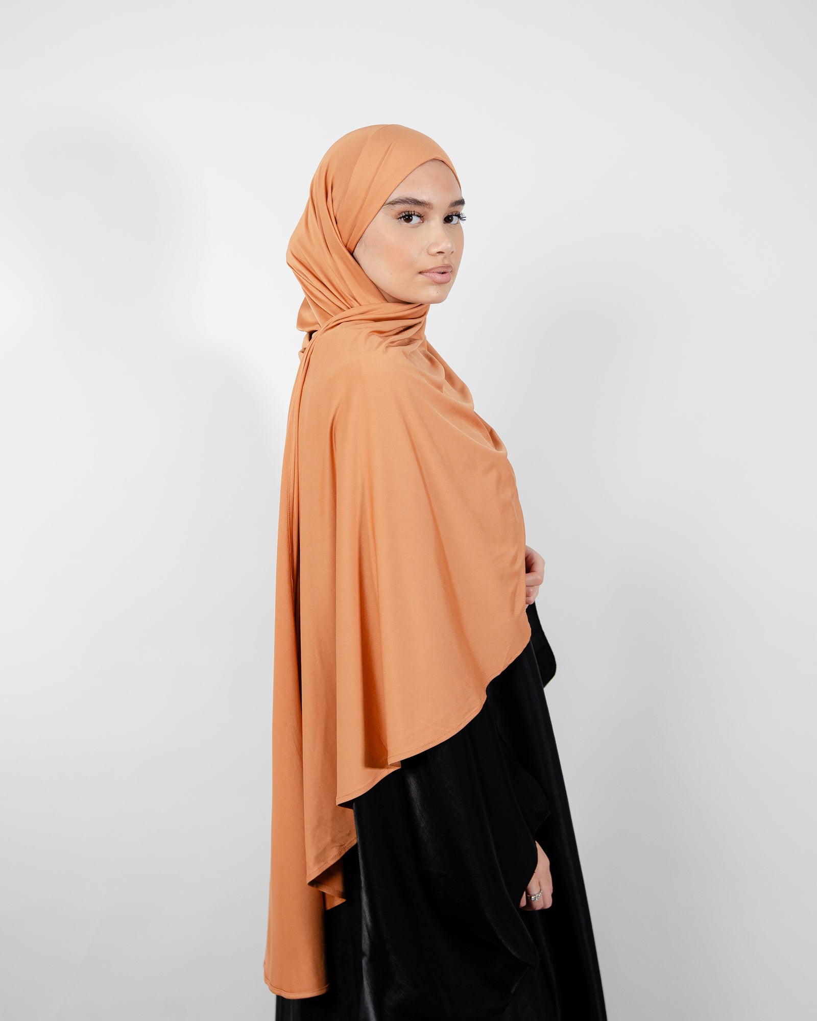Hijab à nouer long premium – idéal pour un style modeste et tendance