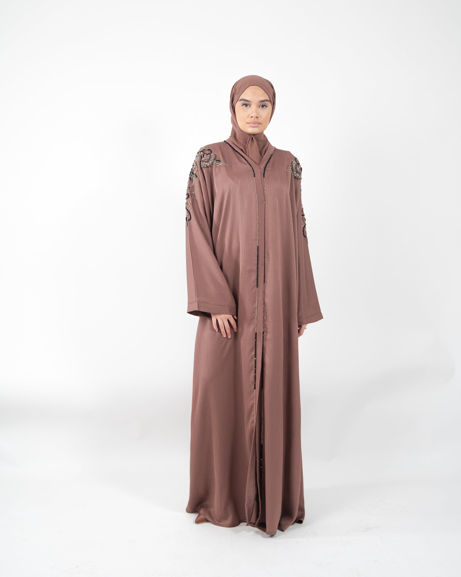 Abaya perlée et élégante de Dubaï amarante