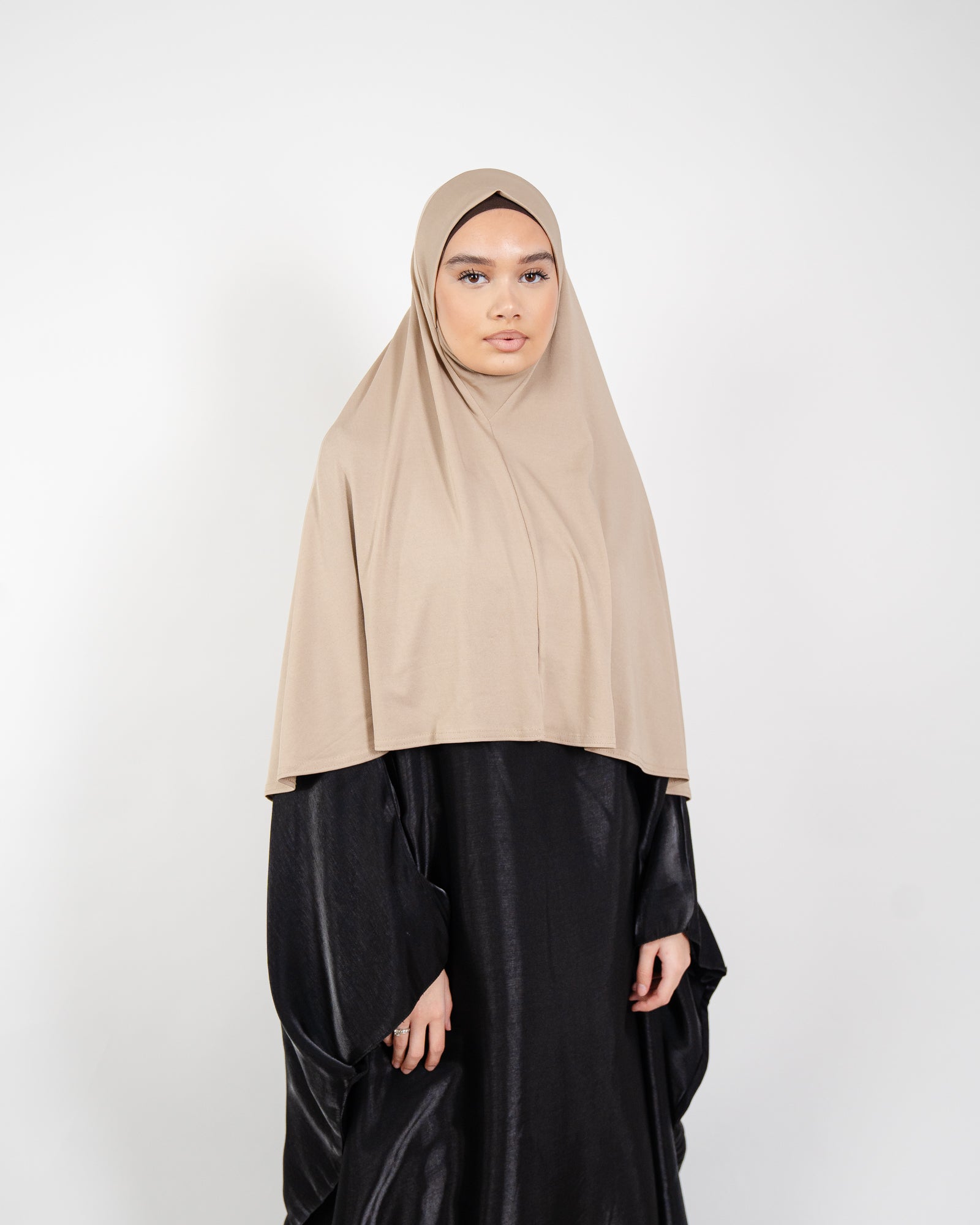 Khimar court et large en jersey