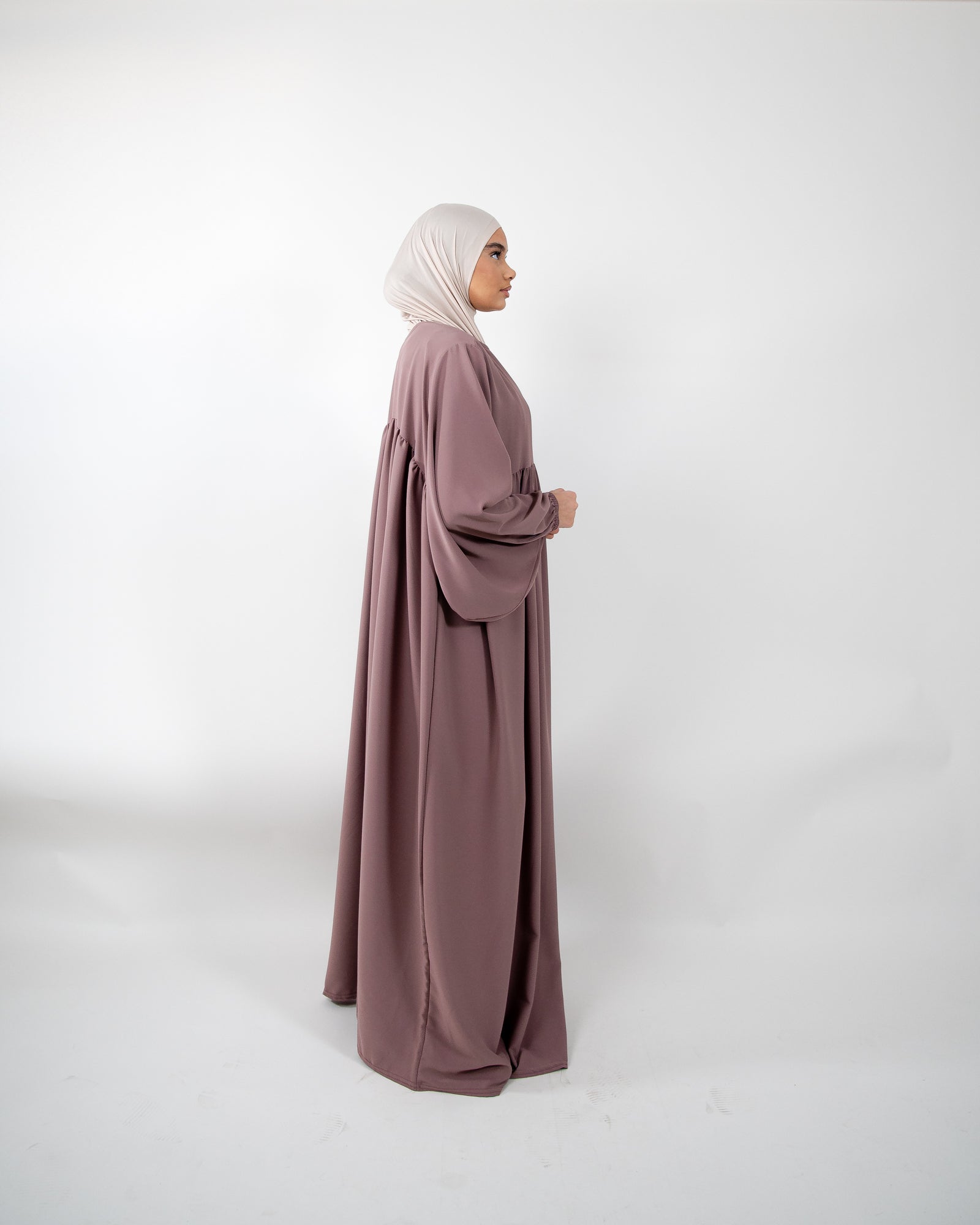 Robe longue et ample avec manches ballons couleur vieux rose