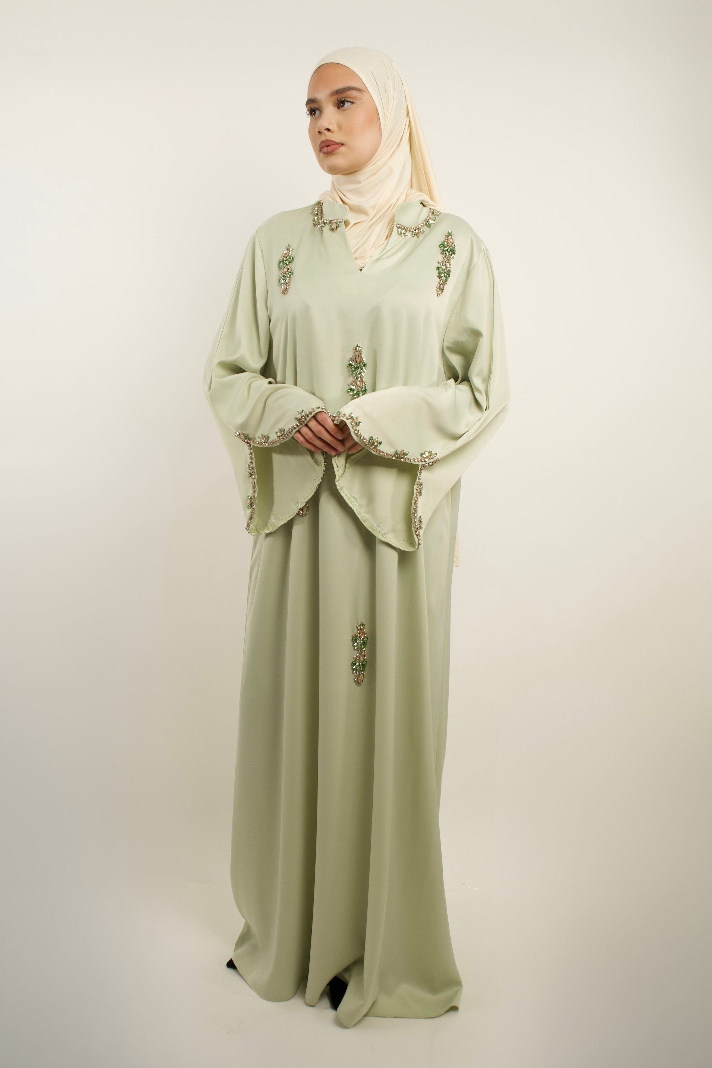 Robe longue royale à strass et pierres