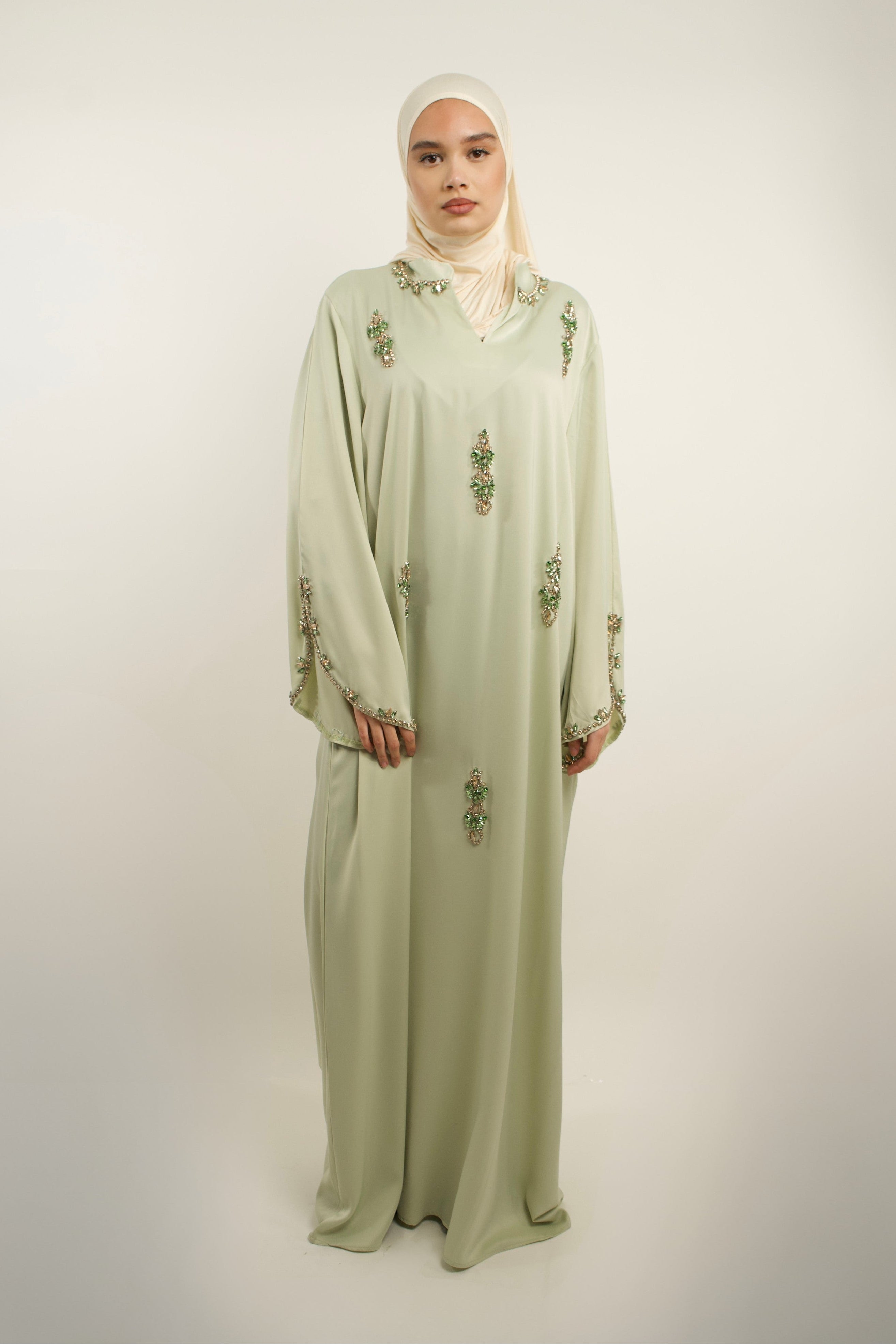 Robe longue royale à strass et pierres