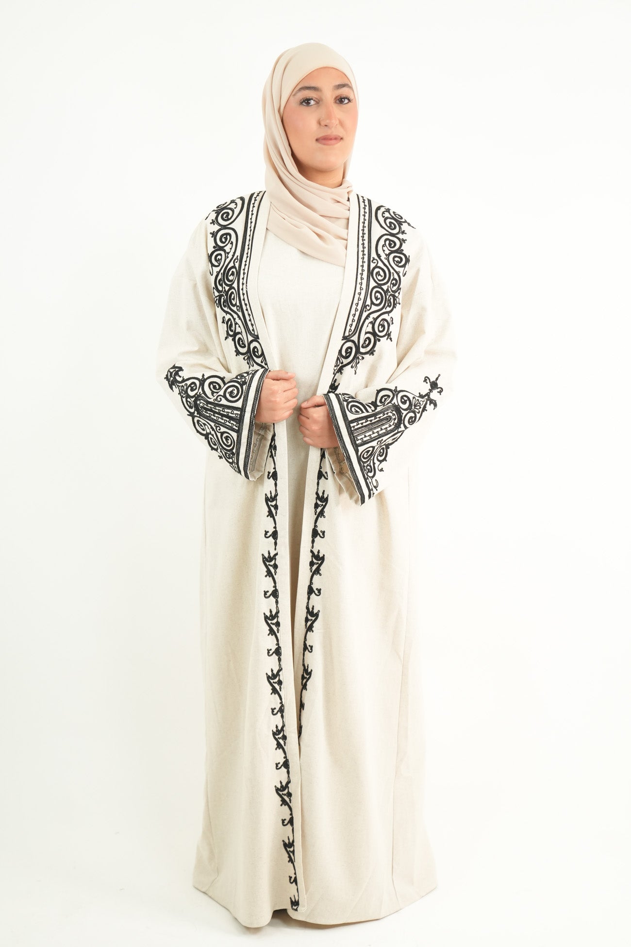 Ensemble robe et kimono brodé