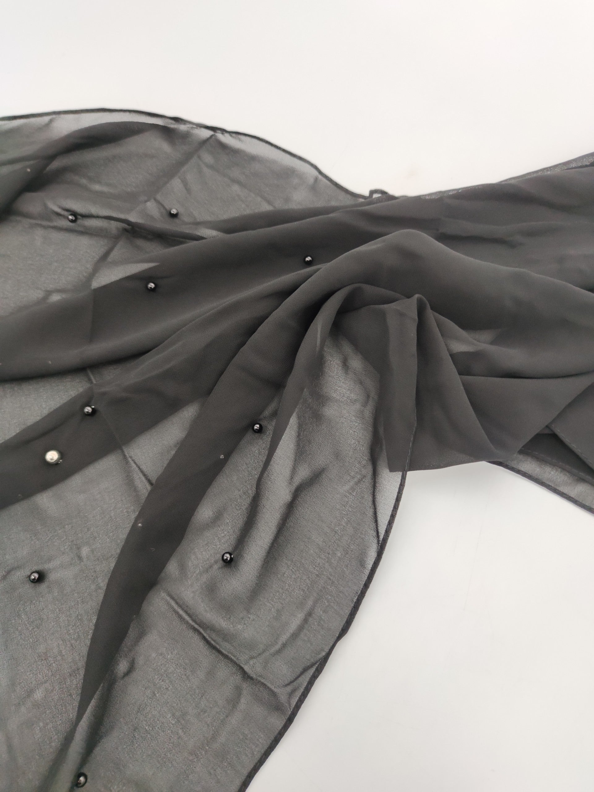 Hijab mousseline à perle avec bonnet intégré