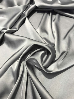 Pleated satin hijab to tie