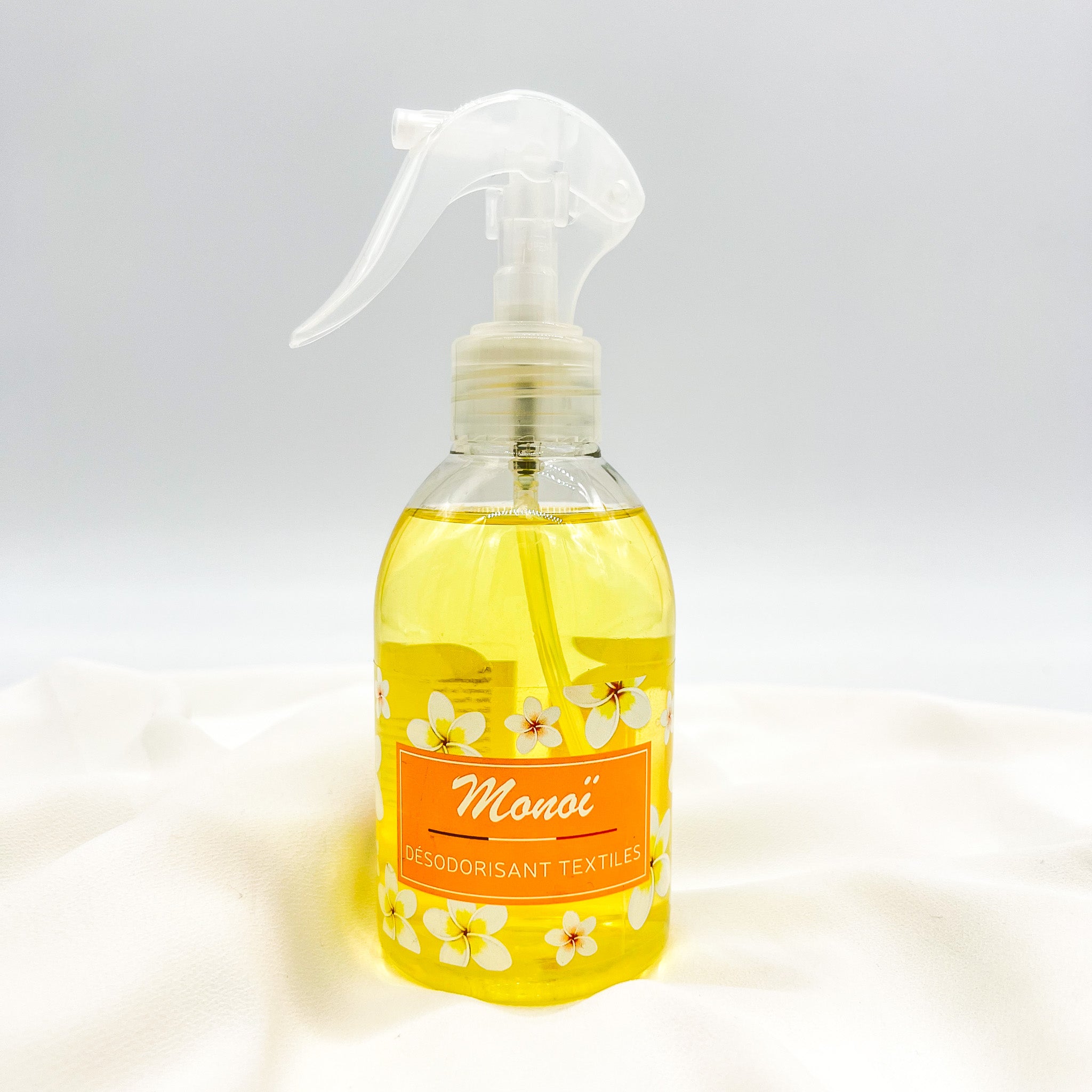 Désodorisant Textile Monoï- 250ml – produit proposé sur Souk Dubaï