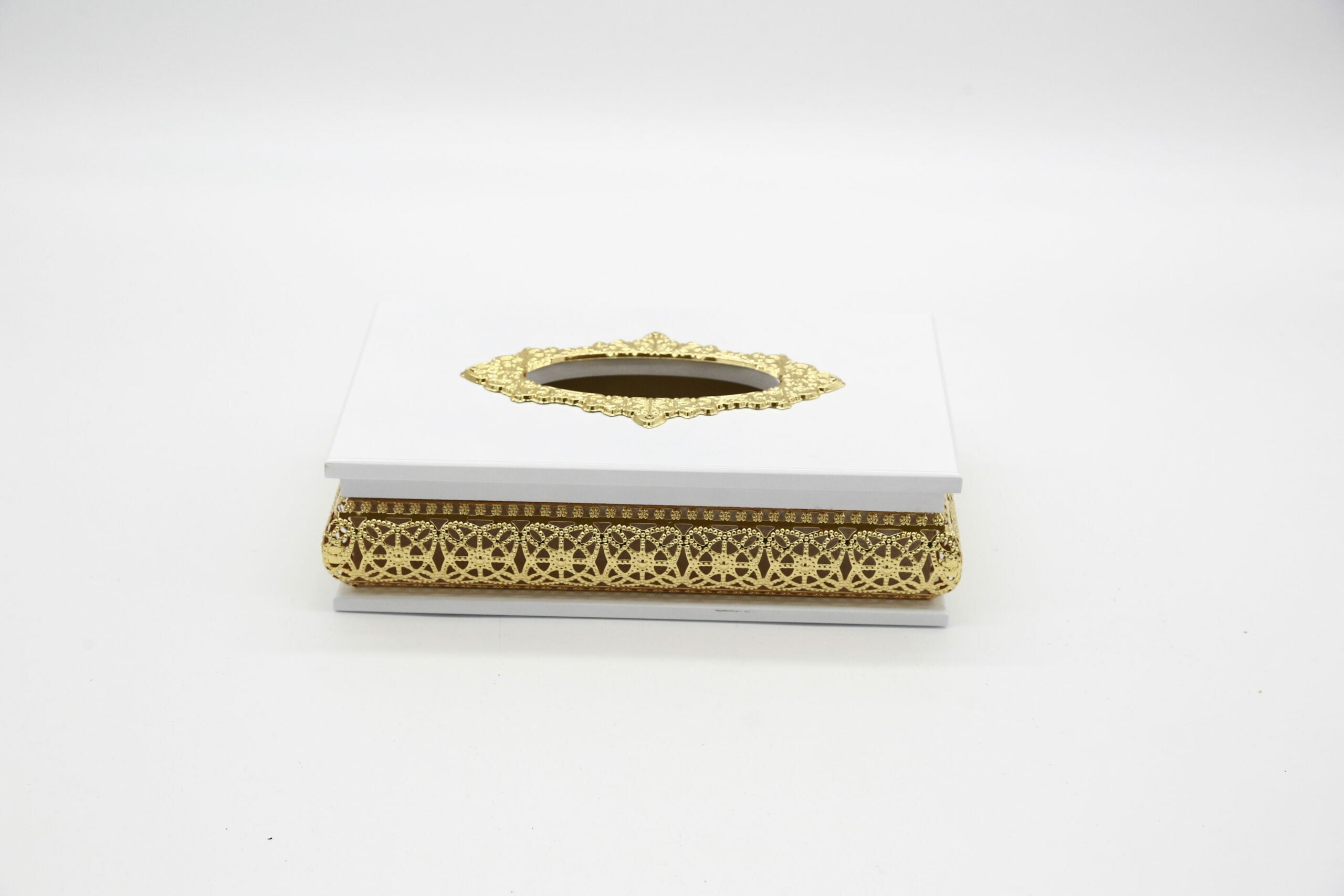Boîte à mouchoirs blanche & dorée – produit proposé sur Souk Dubaï