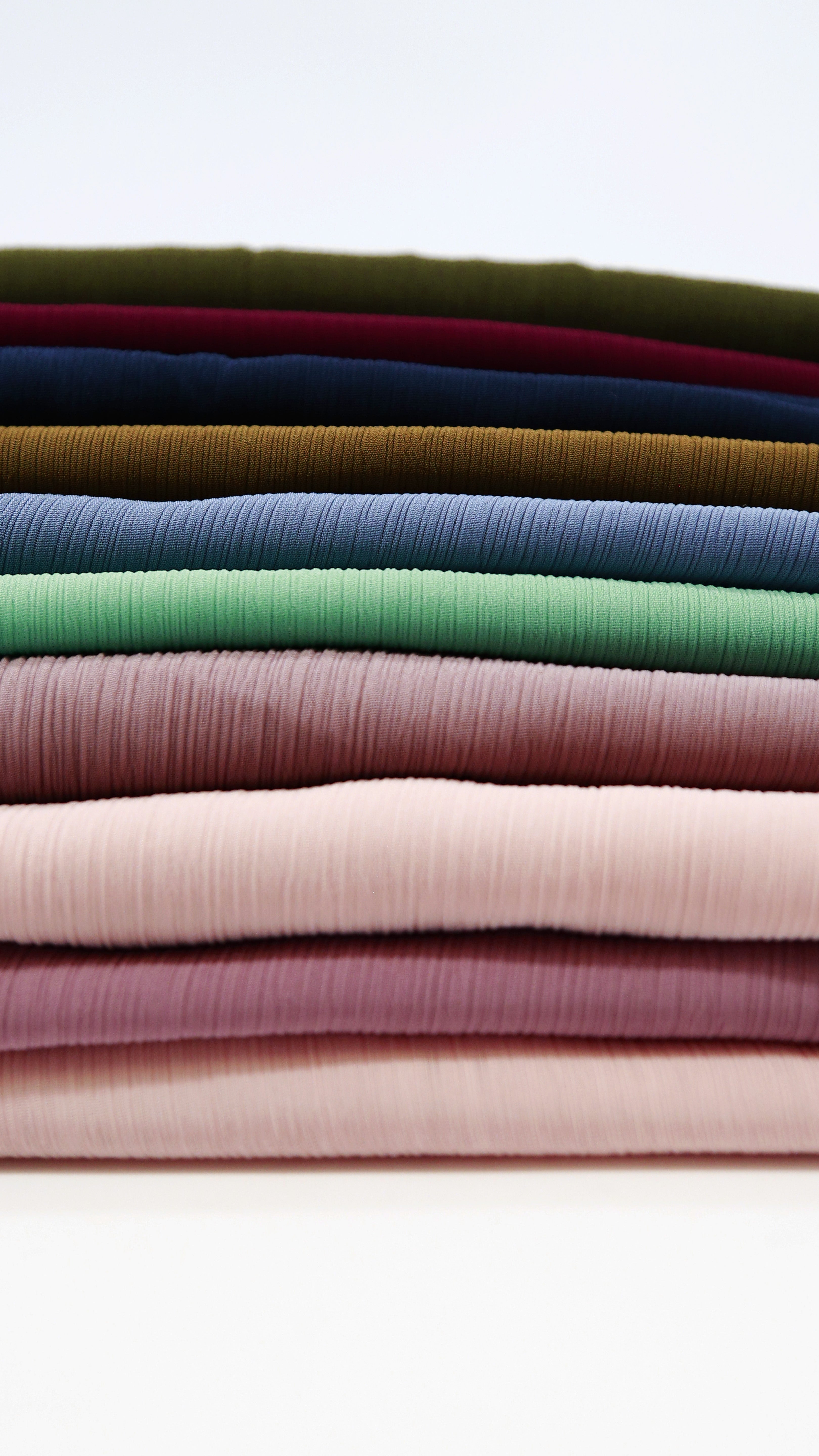 Hijab plissure fine – tenue élégante et confortable au quotidien