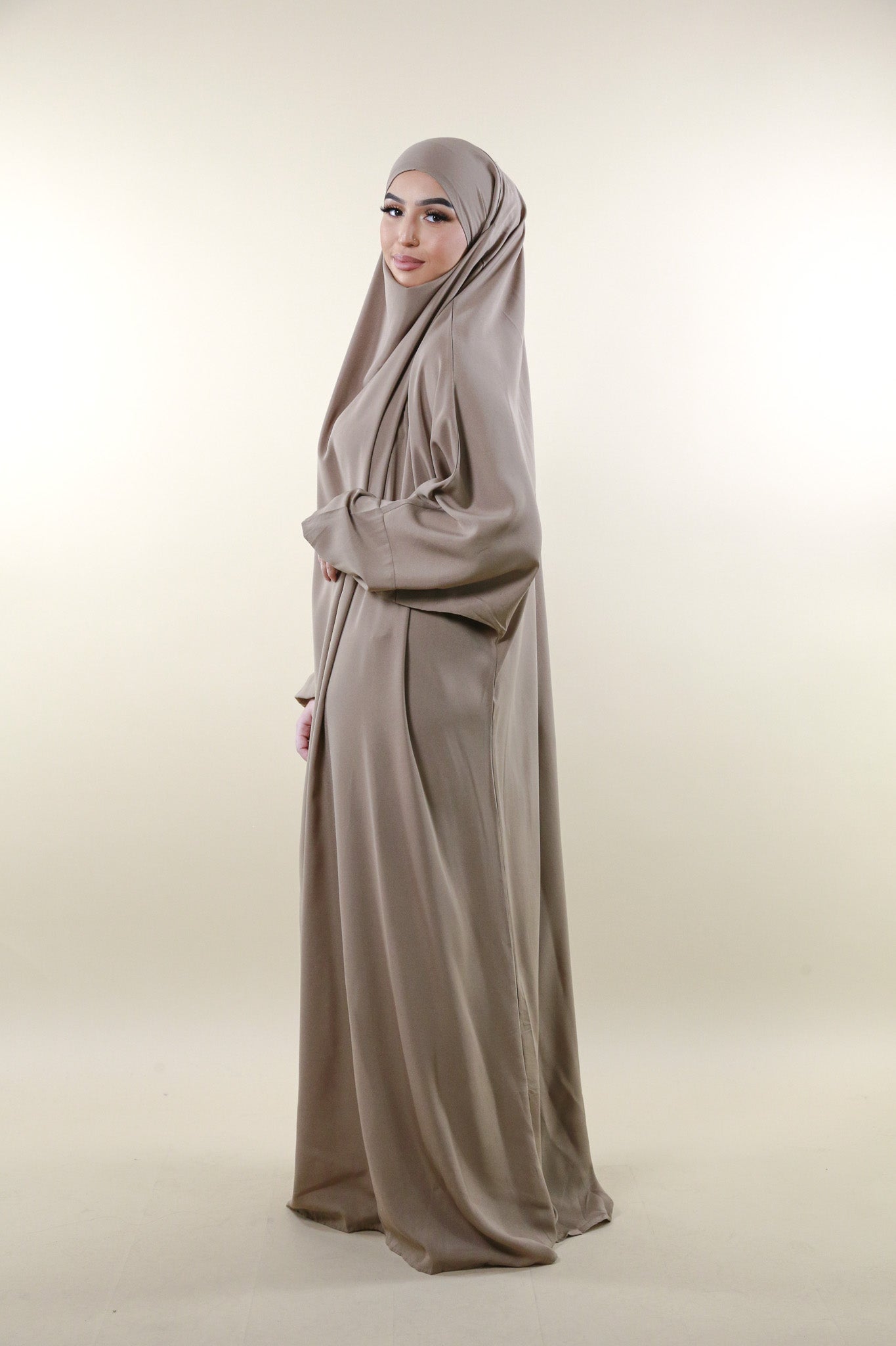 Jilbab Mina – produit proposé sur Souk Dubaï