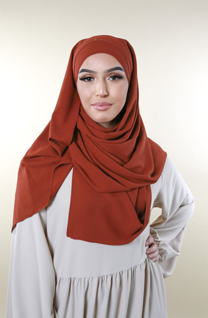 Hijab Soie de Médine avec bonnet à nouer – tenue élégante et confortable au quotidien